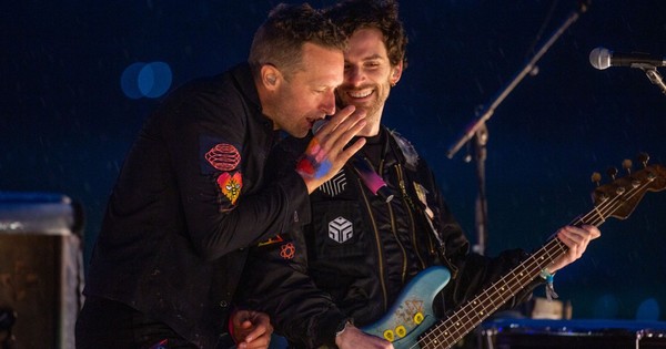 La Nación / Problemas técnicos estropean inicio del festival de Glastonbury en línea