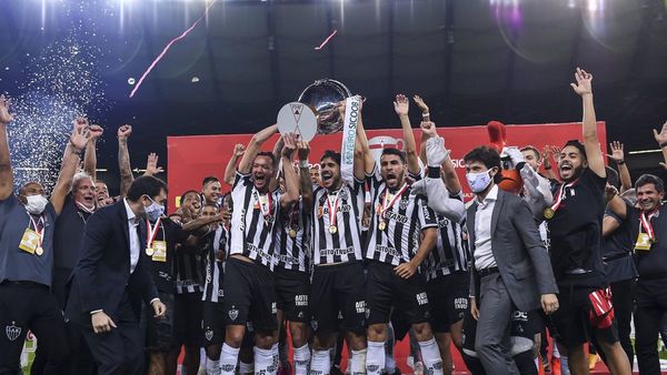 Junior Alonso, bicampeón con el Atlético Mineiro