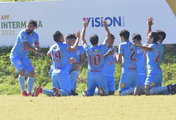 Resistencia se pone a dos puntos del líder - Fútbol de Ascenso de Paraguay - ABC Color