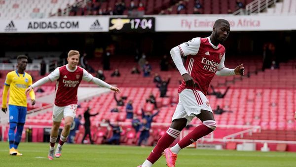 El Arsenal se queda sin Europa 26 años después