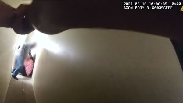 La Policía mata a tiros a un hombre que retenía a su pareja a punta de cuchillo en EEUU | Ñanduti