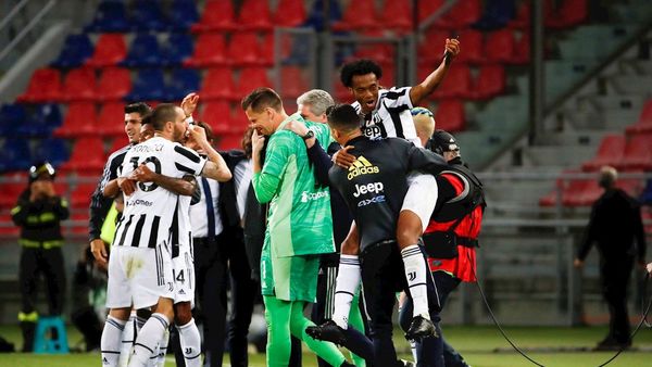 Juventus, Milan y Atalanta van a la "Champions"