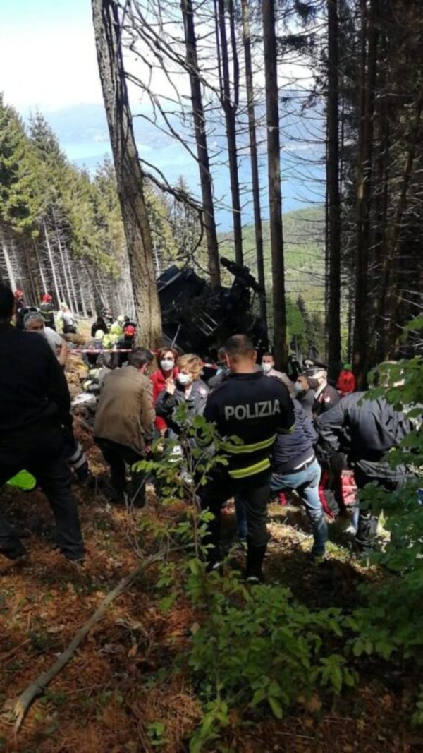 Cae un teleférico en Italia: 14 muertos y dos heridos graves | Ñanduti