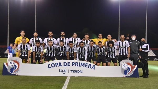 Libertad prestigia su historia con la fulgurante estrella 21