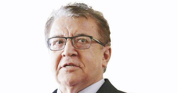 La Nación / Aparecen más políticos ubicados por Duarte Frutos en Yacyretá