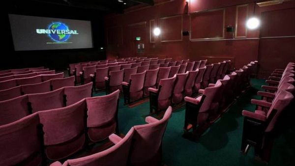 Los cines de EEUU buscan recuperarse tras la pandemia