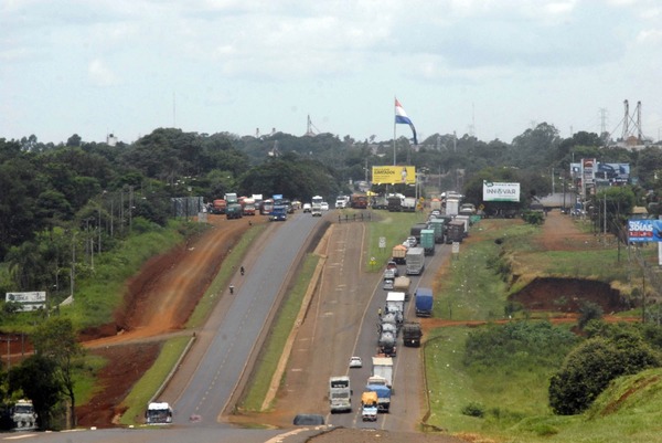 Mipymes de Ciudad del Este se suman a la jornada de paro nacional que se inicia hoy - La Clave