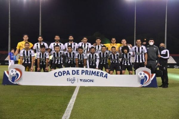 Libertad prestigia su historia con la fulgurante estrella 21
