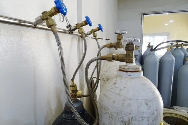 Embajada de EEUU dona balones de oxigeno que se destinarán a 10 servicios de salud