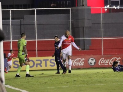 Sorpresivos resultados en la fecha que coronó a Libertad Campeón | .::Agencia IP::.