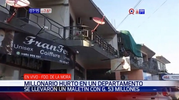 Hurtan G. 53 millones guardados en maletín