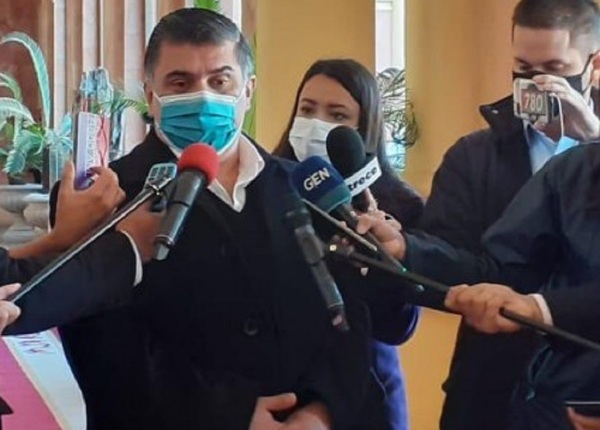 Julio Borba: “Firmamos un precontrato con Pfizer para adquirir un millón de dosis de vacunas anti Covid-19”