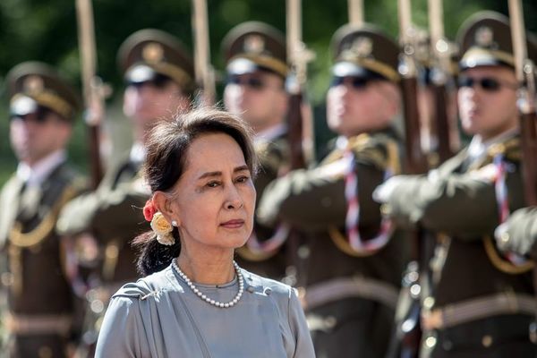 Suu Kyi comparece ante tribunal por primera vez desde el golpe de Estado en Birmania - Mundo - ABC Color