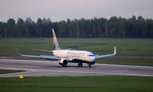 MUNDO | Bielorrusia dice que 'cumplió plenamente' las normas al desviar el avión