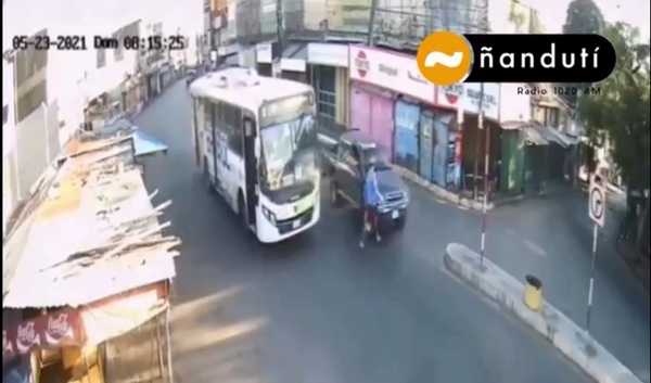 Aún no hay pistas sobre el paradero del conductor que atropelló a un joven y huyó en el Mercado 4 | Ñanduti