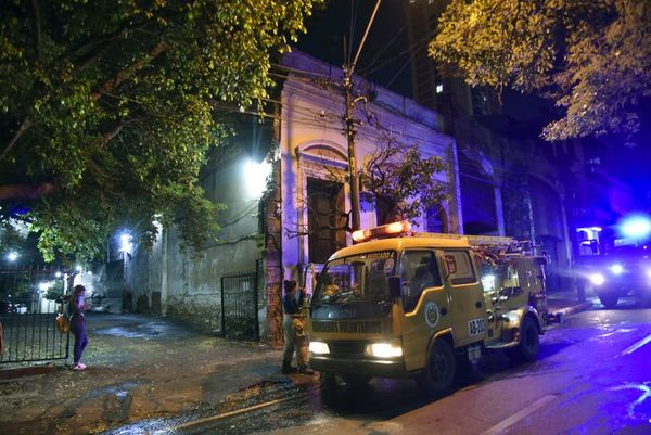 Joven sufre quemaduras en incendio de vivienda - Nacionales - ABC Color