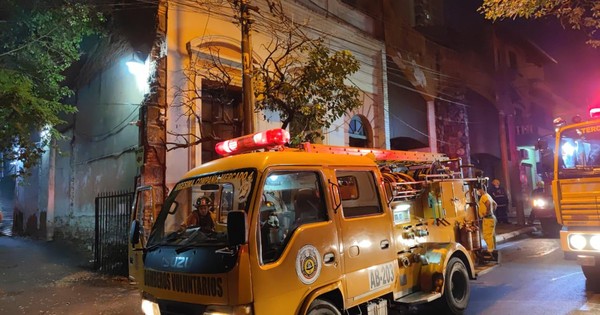 La Nación / Incendio en vivienda de Asunción: joven sufrió quemaduras de tercer grado