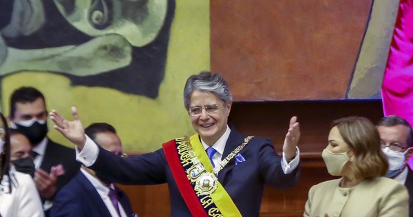 La Nación / Guillermo Lasso, investido como presidente de Ecuador