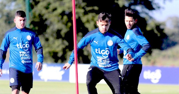 La Nación / Tareas tácticas y posesión, al día