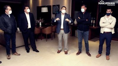 Llano dijo que evalúan la  candidatura  de  Harrison