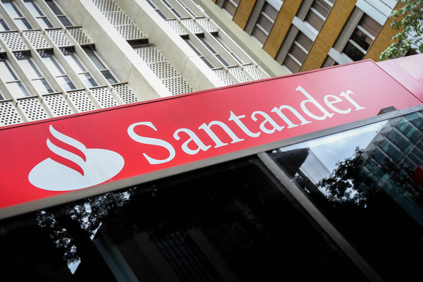 Santander pagará dividendo a quienes acudan a la opa de su filial mexicana - MarketData