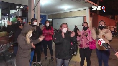 Ruegan por una cama de terapia para sexagenaria en el Hospital de Barrio Obrero - SNT