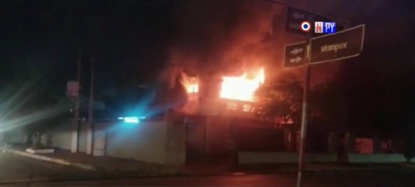 Se incendió la casa de Ña Tora | Noticias Paraguay