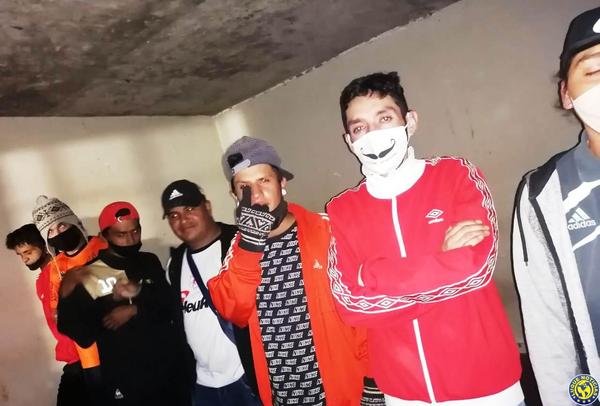 Detienen a siete hinchas colombianos en Luque •