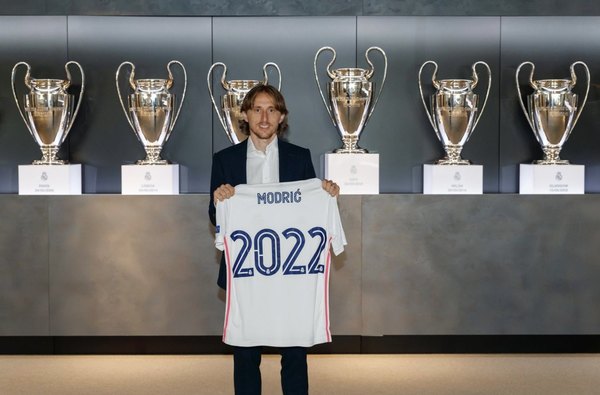 Luka Modrić renueva contrato con el Real Madrid
