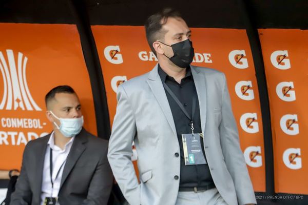 Tolisano: “Venimos a competirles el partido” - Fútbol - ABC Color