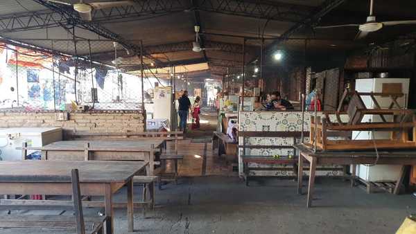 Rateros tienen cansadas a trabajadoras del mercado | Radio Regional 660 AM