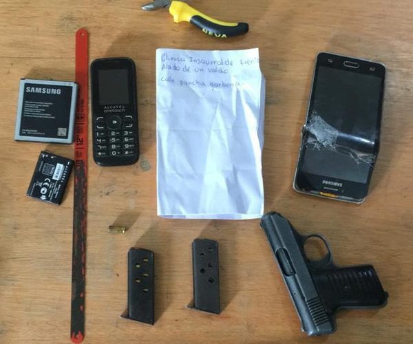 Interno de Penitenciaría en su celda apuntó con arma a guardia cárceles
