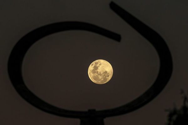 Vuelve la “superluna roja” para recordar el valor de la exploración espacial - Ciencia - ABC Color
