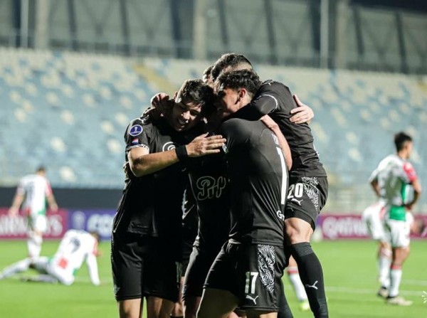 Boleto a octavos de la Sudamericana - APF