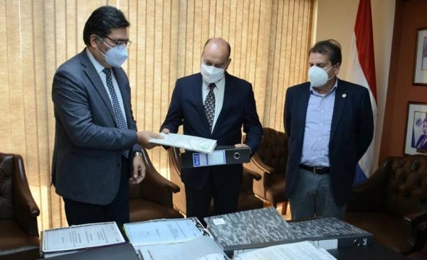 Diario HOY | Alejandro Takahashi, secretario ejecutivo de Yacyretá dijo que están abocados a transparentar todos los procesos