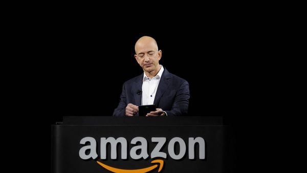 Demandan a Amazon por abuso de posición dominante