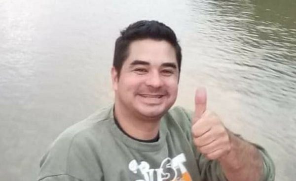 Encuentran muerto a médico terapista en interior de motel