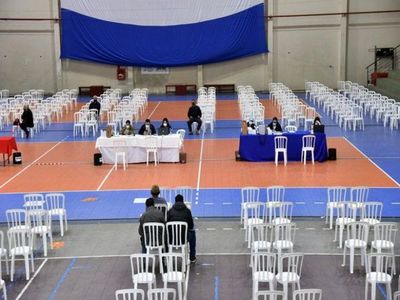 De 720.211 adultos mayores solo se ha llegado a vacunar al 25,6%