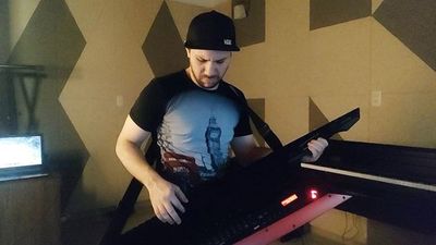 Adrian Benegas se destaca en el exterior con su nuevo EP - Espectáculos - ABC Color