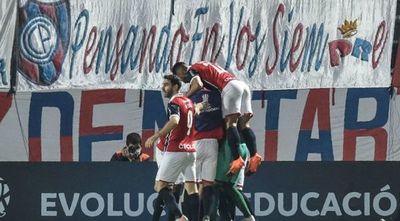 Cumple el Ciclón y se instala en Octavos de la Libertadores