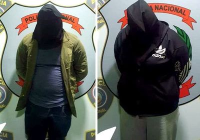 Ofrecían celular robado por redes y fueron detenidos - ABC en el Este - ABC Color