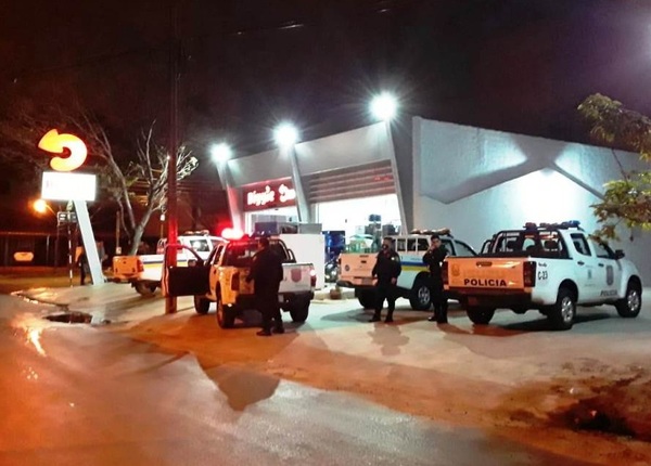 Delincuente es abatido tras intentar asaltar un minimercado