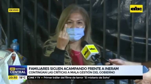 Diario HOY | ¿Costo cero de medicamentos?: “Na’ ape”, dice una mujer y trata de avión bocina a Marito