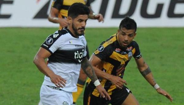 Olimpia debe ganarle a Táchira con cuatro goles para seguir en la Copa