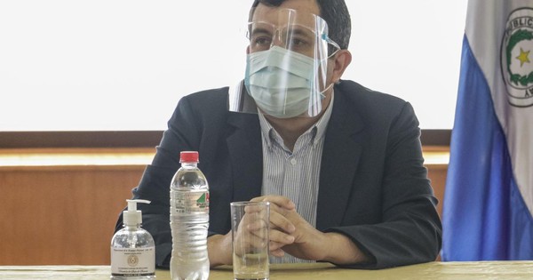 La Nación / Gobierno no irá a cuarentena total porque no tiene recursos, fuerza ni credibilidad, asegura senador
