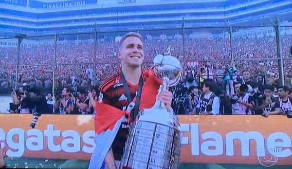 Piris Da Motta, reinscripto por el Flamengo para el Brasileirão y la Libertadores