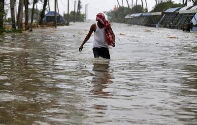 India: cuatro muertos y millones de evacuados por ciclón Yass