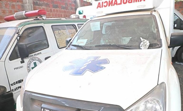 Diario HOY | Diez ambulancias del SEME siguen "fuera de servicio" por falta de reparación