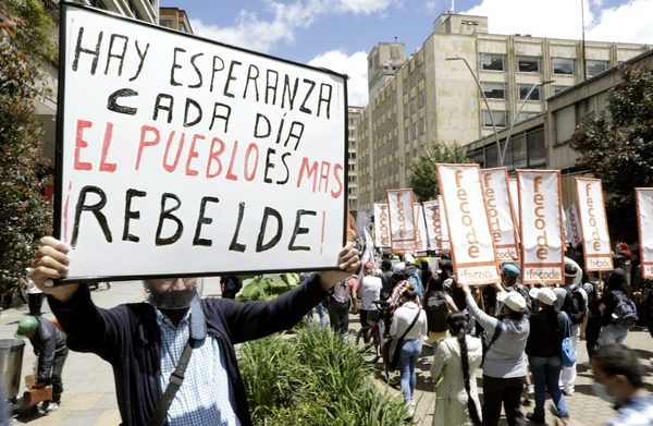 Colombia vive un nuevo paro con menor fuerza tras casi un mes de protestas - MarketData