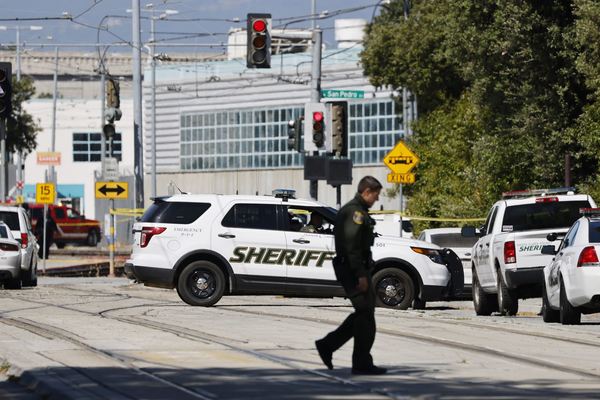 ¡Atroz! Reportan nueve muertos tras tiroteo en California